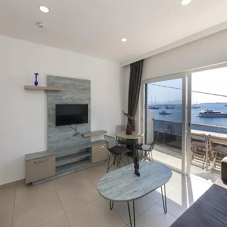 Seafront Flat With Excellent Sea View In Daire Bodrum