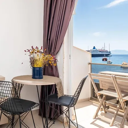 Seafront Flat With Excellent Sea View In Daire *