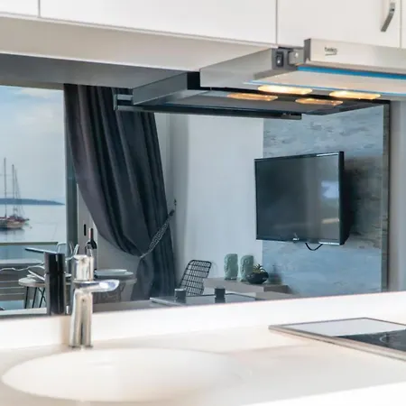 Daire Seafront Flat With Excellent Sea View In Bodrum